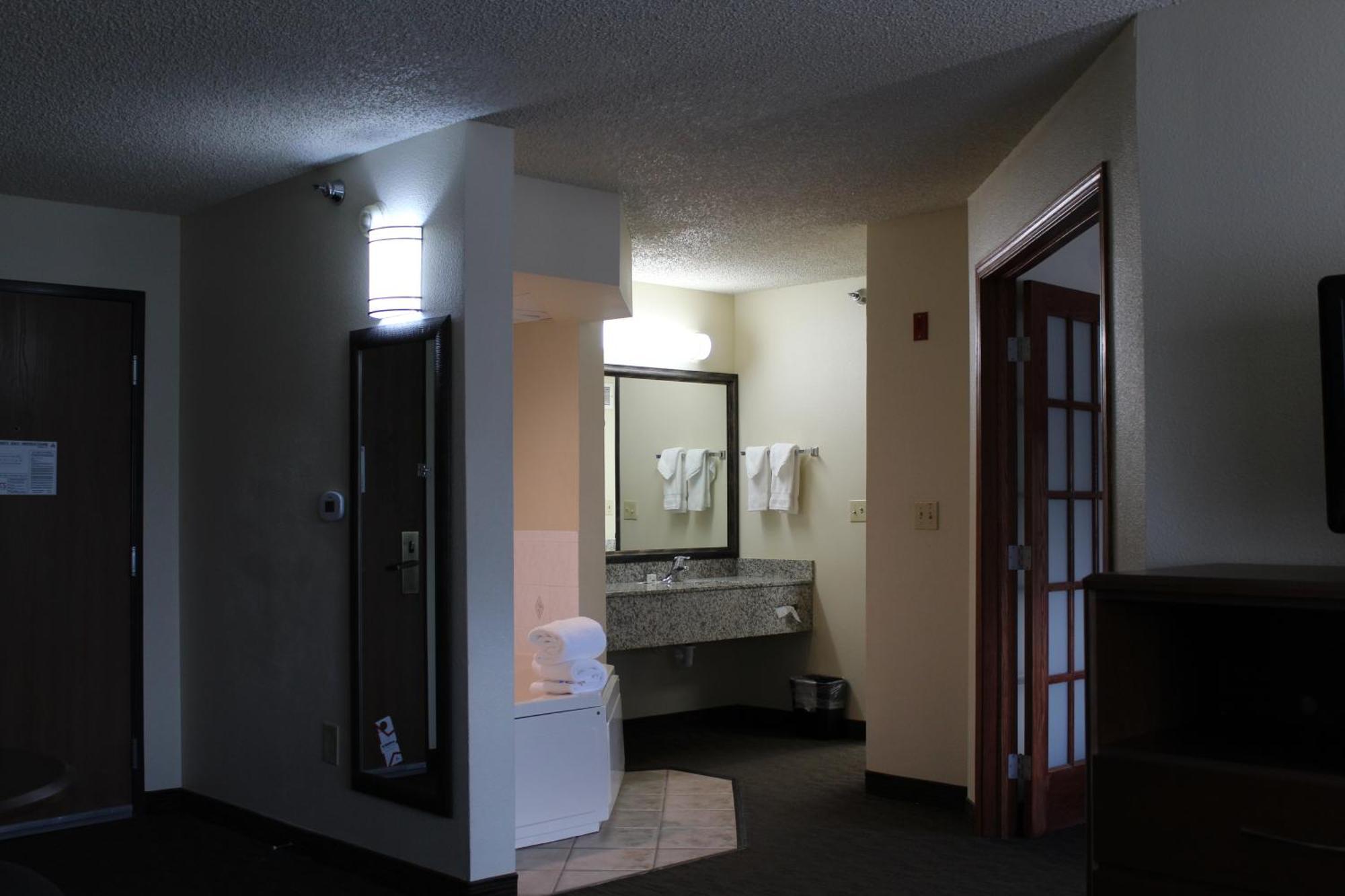 פורט קולינס Americinn By Wyndham Windsor Ft. Collins מראה חיצוני תמונה