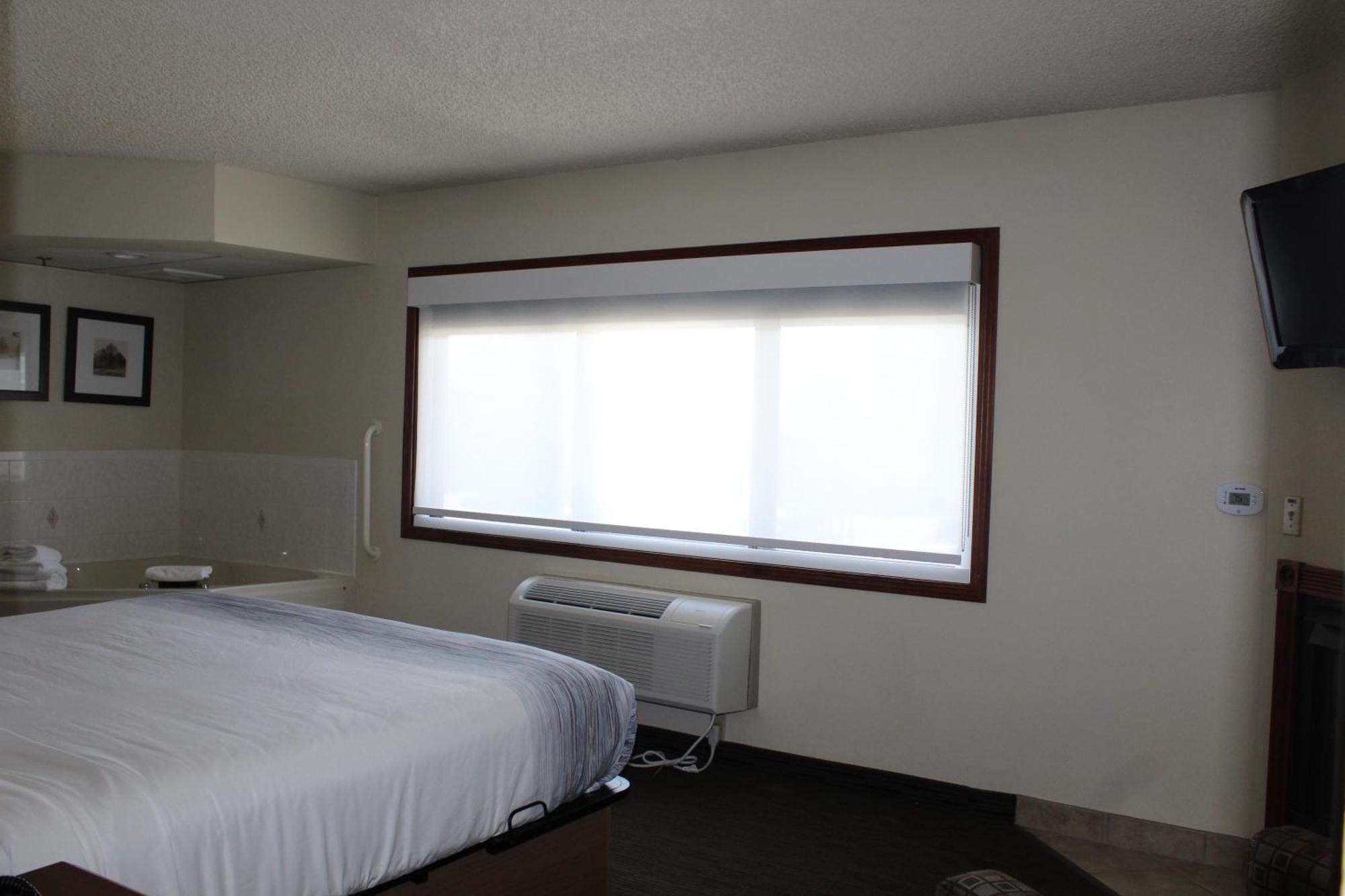 פורט קולינס Americinn By Wyndham Windsor Ft. Collins מראה חיצוני תמונה